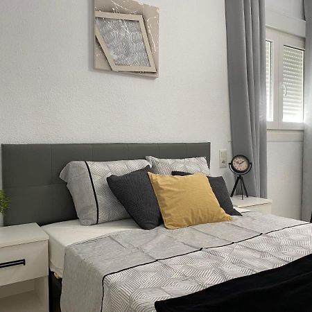 Sol Y Playa Costa Blanca Apartment ตอร์เรเวียคา ภายนอก รูปภาพ